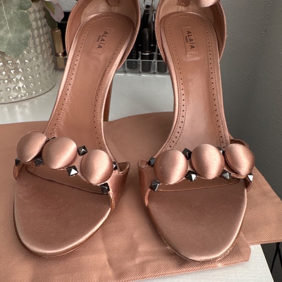 Alaia Bombe Sandals - Picture 4 of 8